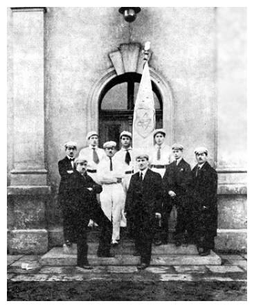 Sos586.jpg [30 KB] - The Sosnowiec Maccabi committee at the flag unveiling in 1917
