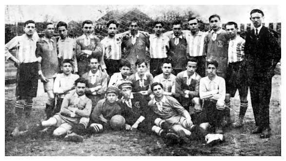 Sos589b.jpg [40 KB] - The Maccabi-Szymszon football team in Sosnowiec