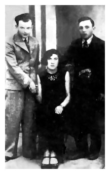 ryk609.jpg  Natan Teichman and his wife Sarel-Branka and Abraham Eksterman [15 KB]