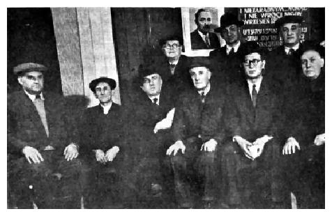 Sos524.jpg [29 KB] - The last photograph of the kehila committee in Sosnowiec with the Polish president